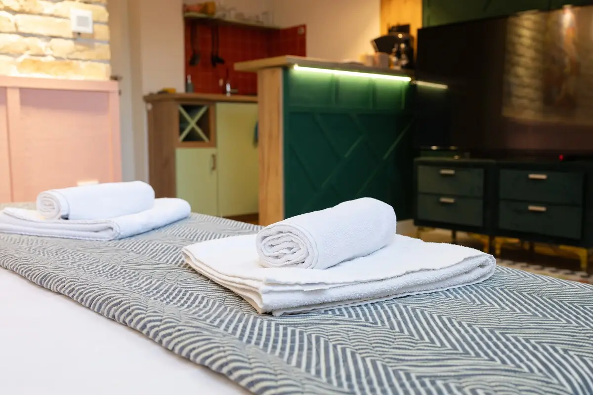 Design Studio Apartment • Boutique Hotel Vibe