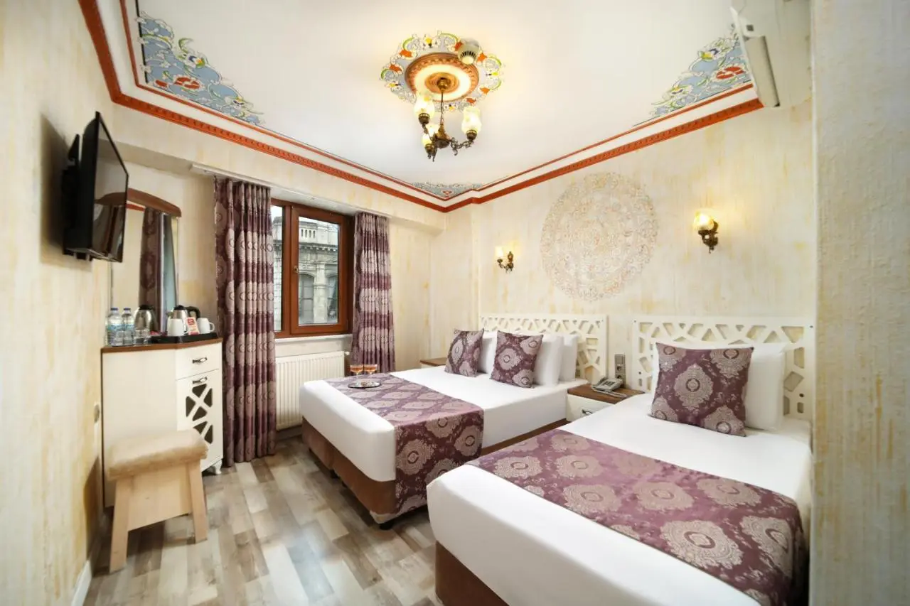 Aldem Hotel