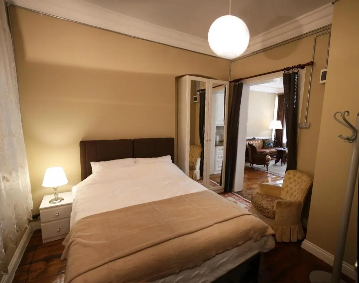 Agus Flats Galata