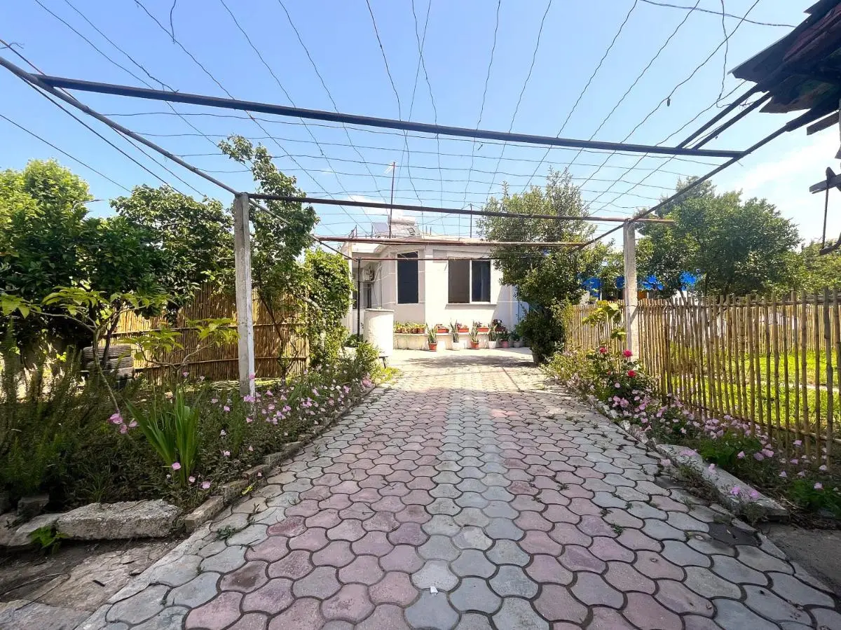 Old Beach Vlora Hostel