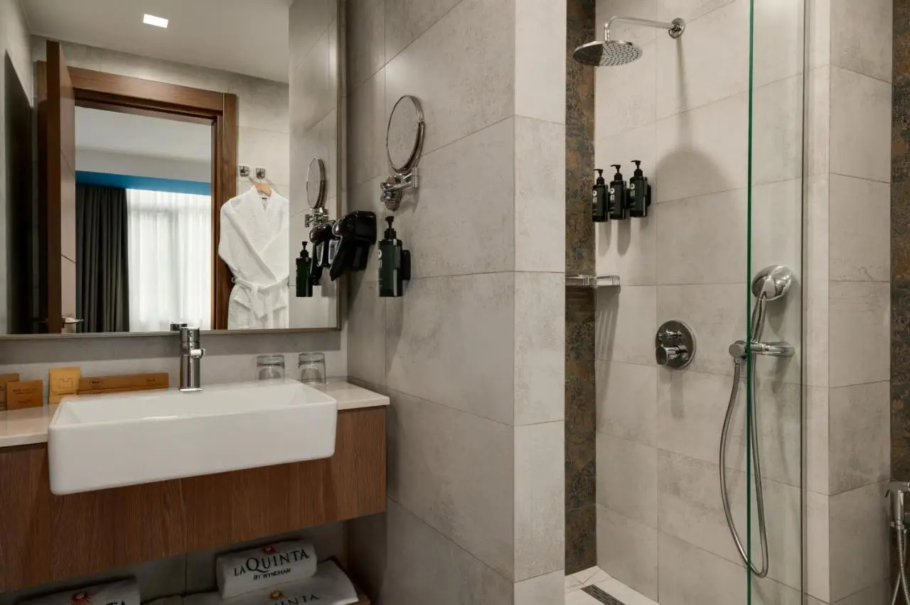 La Quinta by Wyndham Batumi