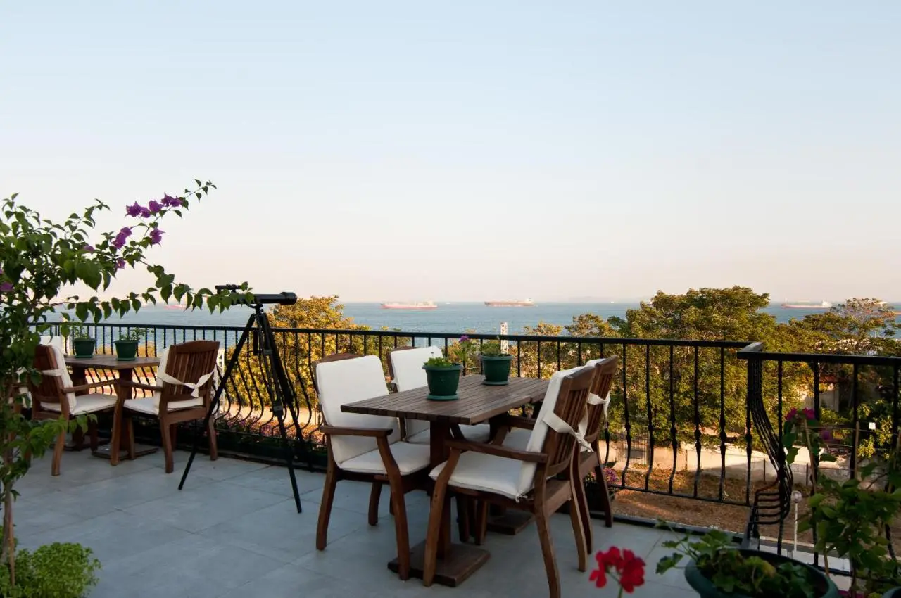 Queen Seagull Boutique Hotel