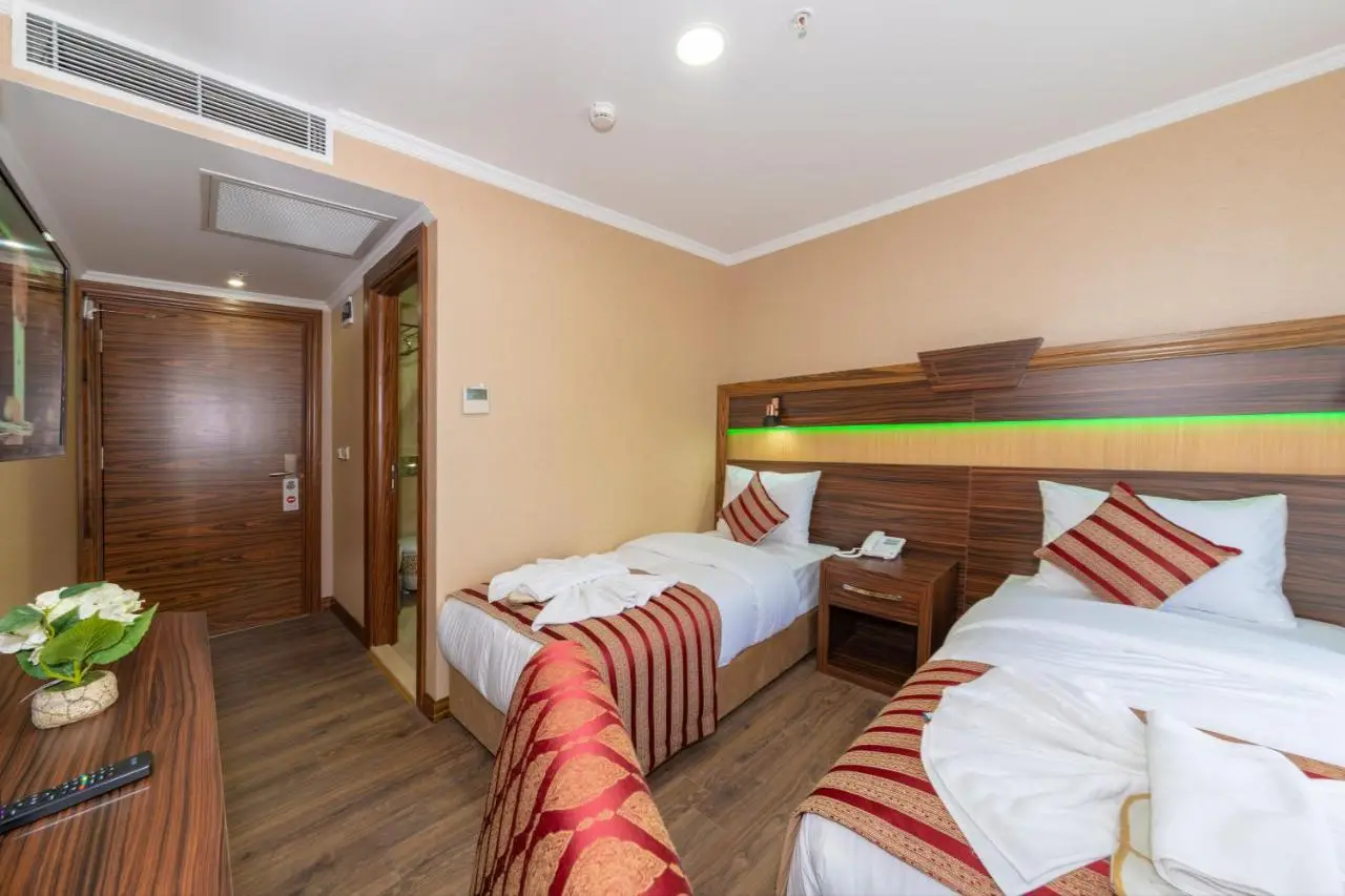 Vision Deluxe Hotel