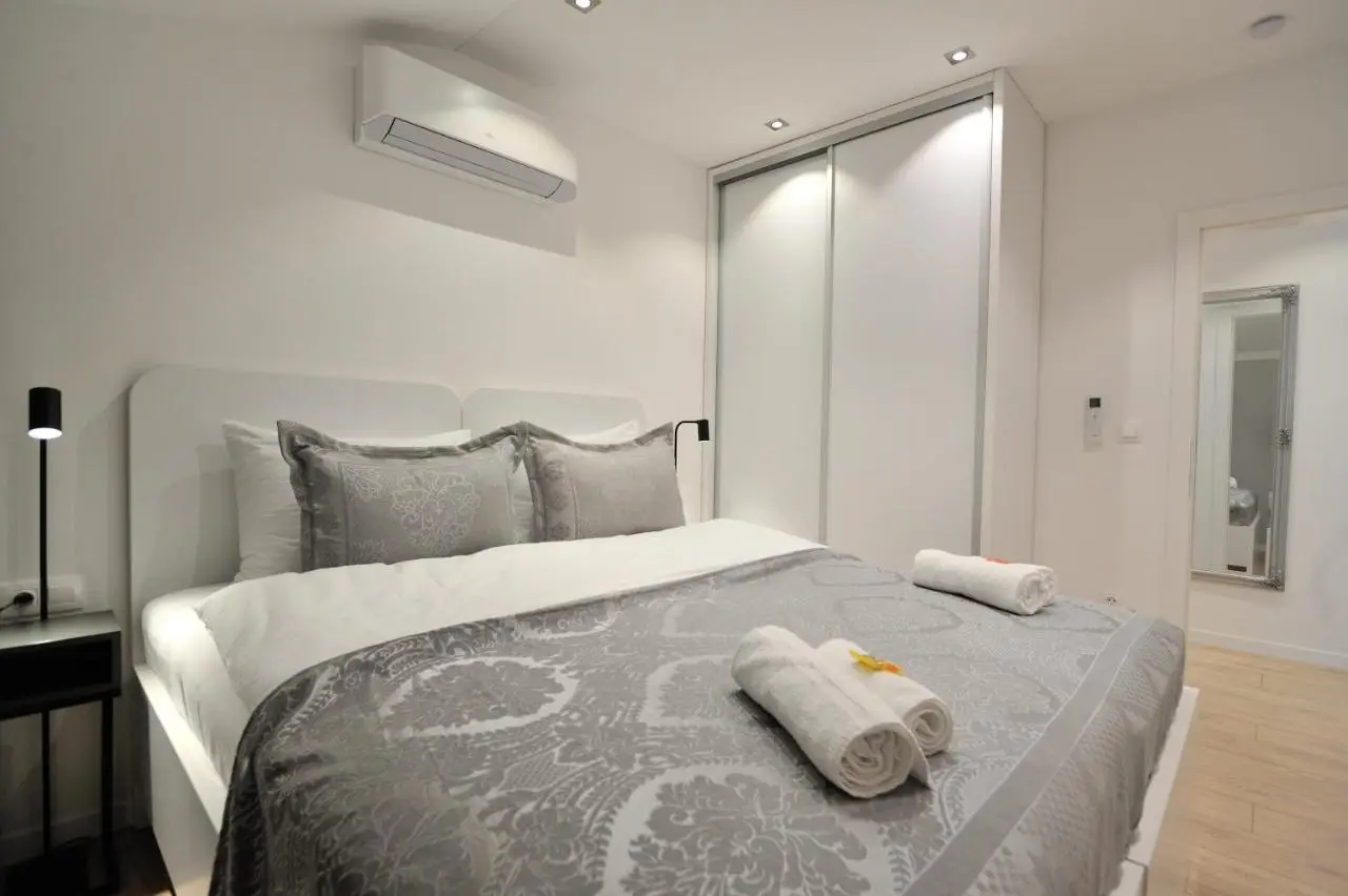 Solaris Apartments - free parking
