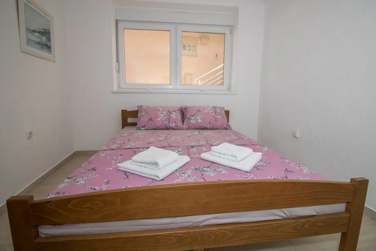 Studio apartment "Cernica"
