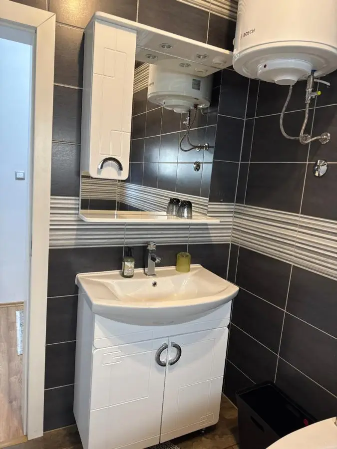 Apartmani Hrastik 1