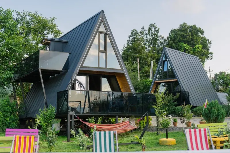 La'Familia Cottages