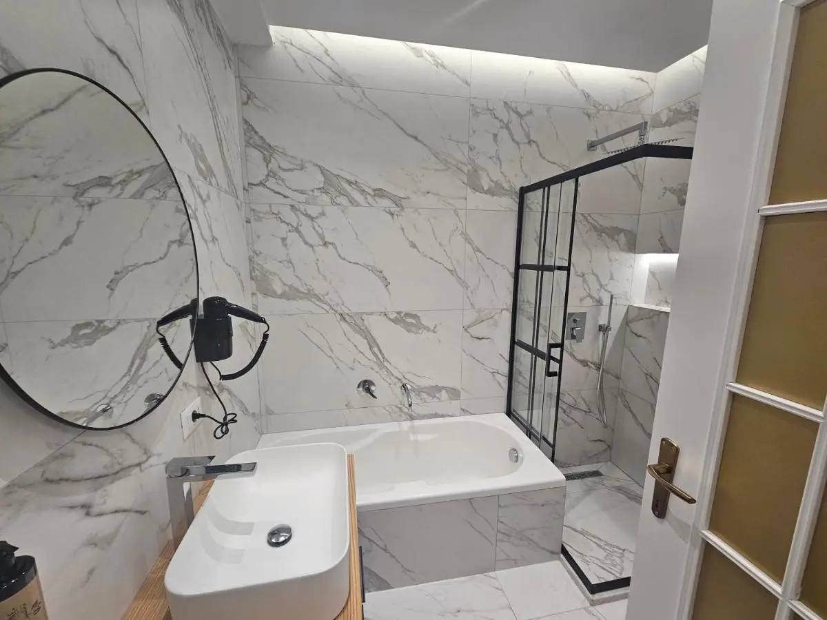 NS Luxury Suites