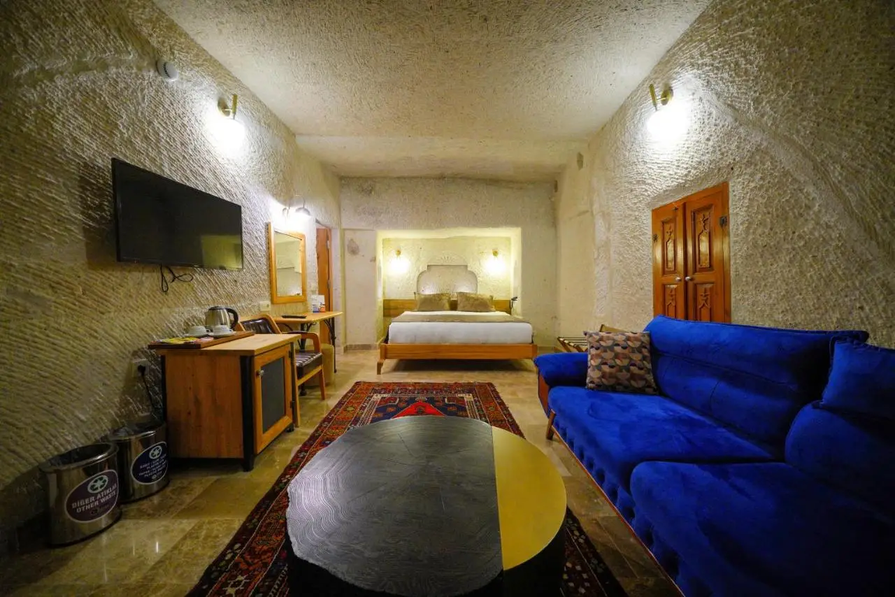 Cave Hotel Saksagan