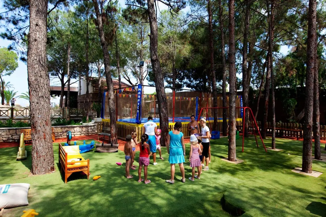 Champion Holiday Village