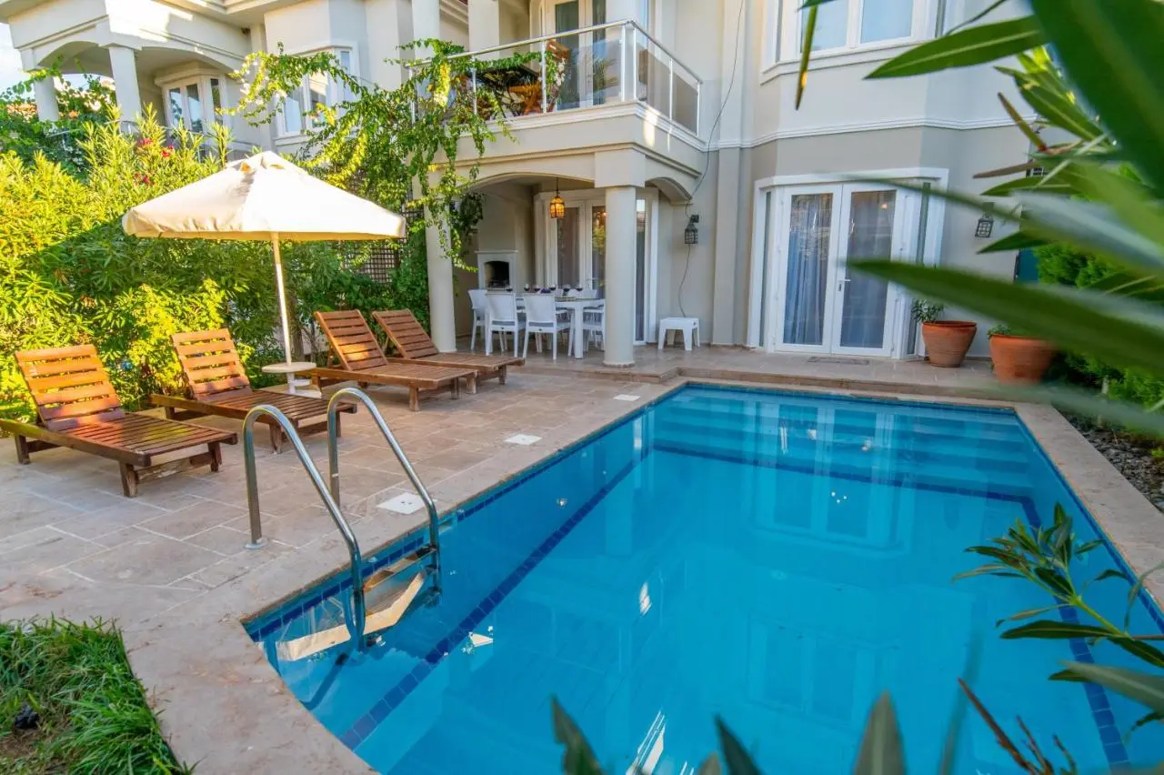 Sunset Beach Resort Aqua Lettings