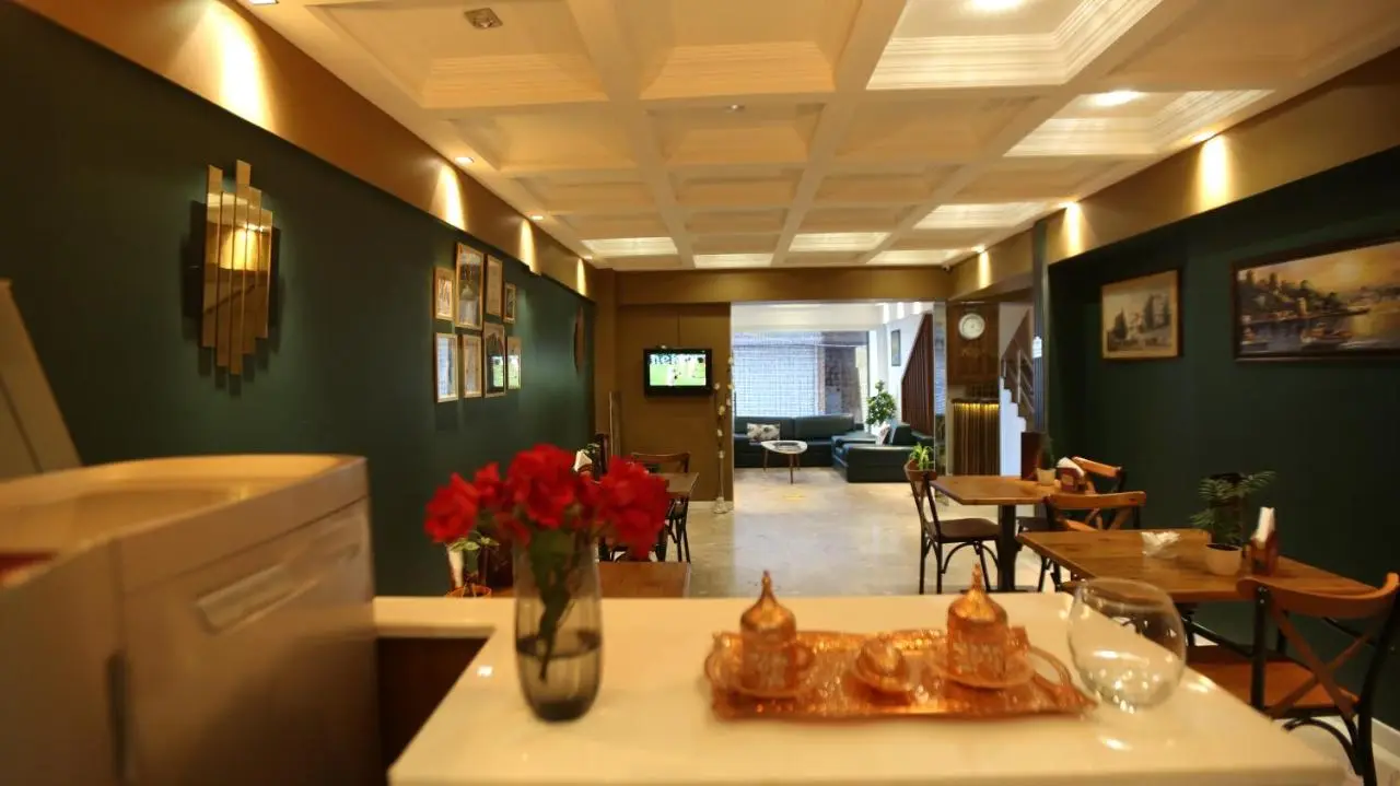 Senyor Garden Hotel