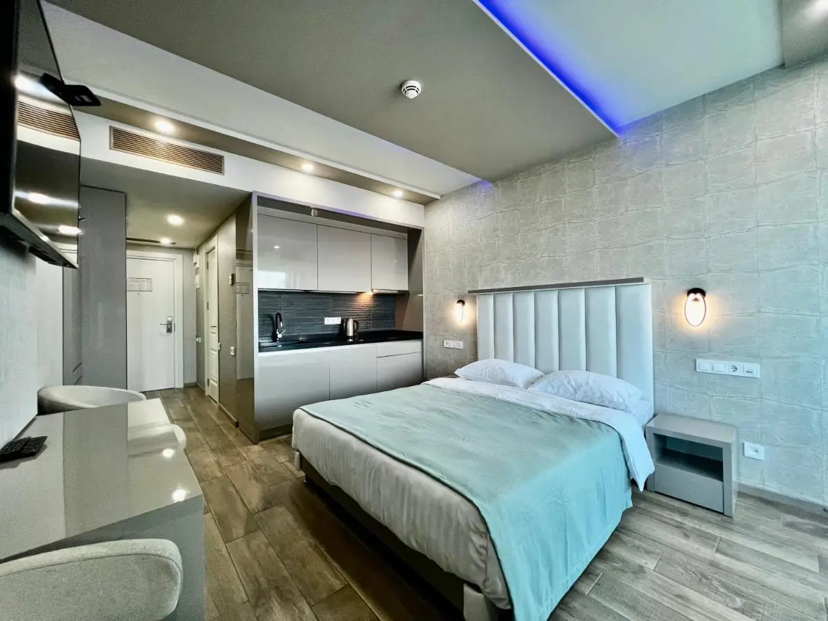 Sunshine Signature Apartments in Alliance Palace