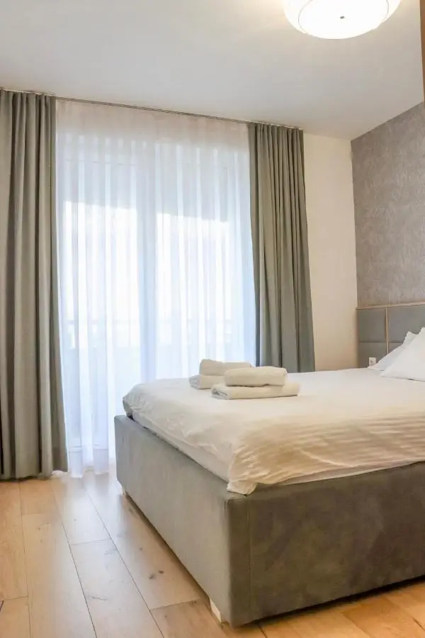The Royal Nest Sarajevo Waves