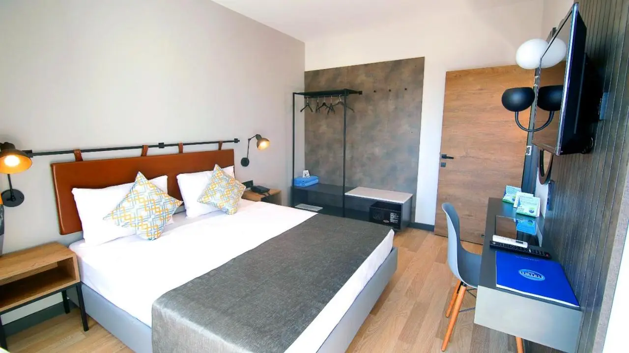 Ramira Joy Hotel