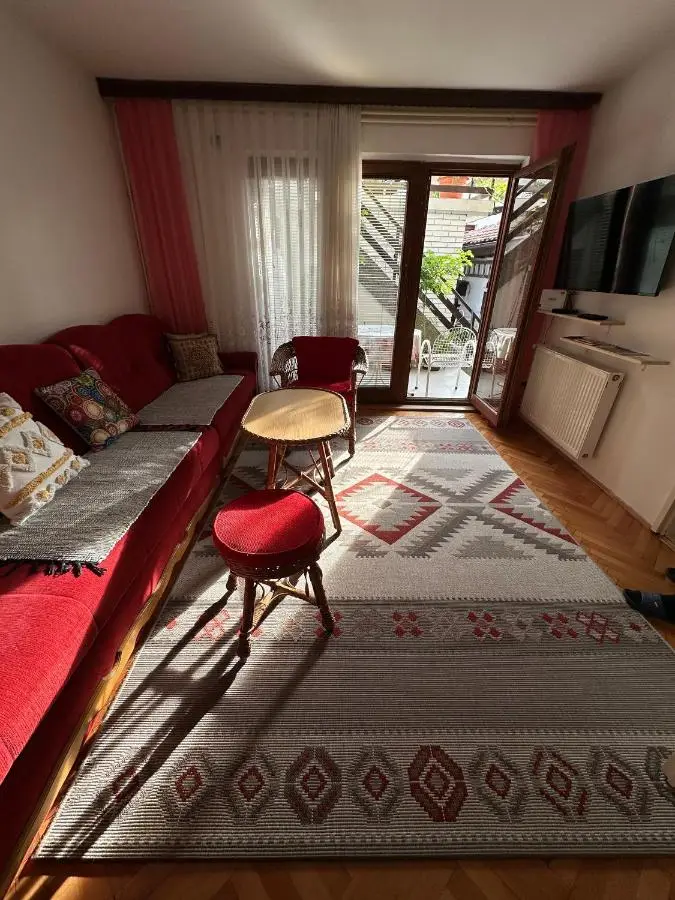 Yasmin Apartments - Your Window to Sarajevo