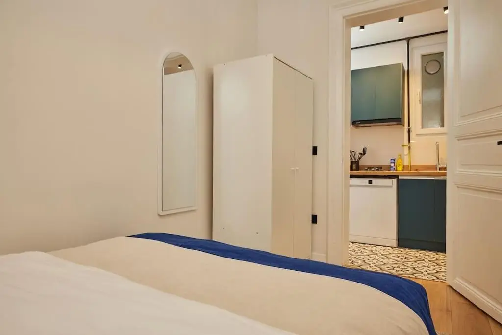 Charming 3BR 2Bath AC in Center - Santur D8