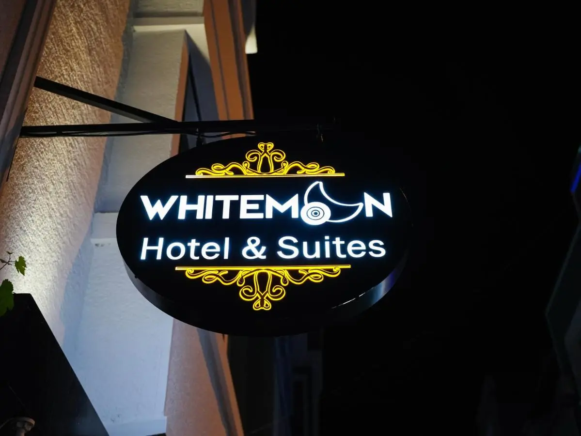 Whıte Moon Hotel Suites
