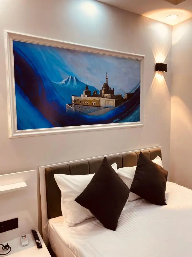 Hodegon Suite Hotel