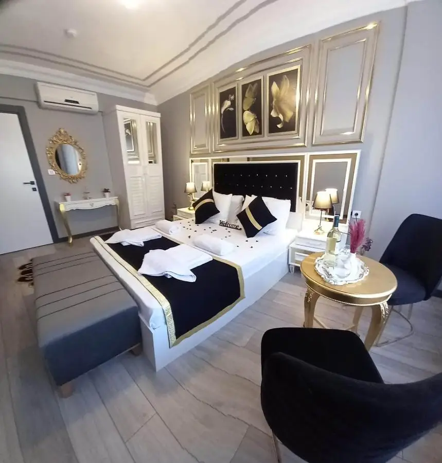 Emirhan Guesthouse & Suites
