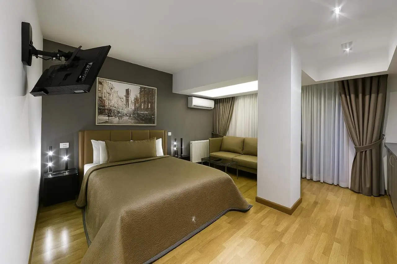 The Place Suit & Apartments