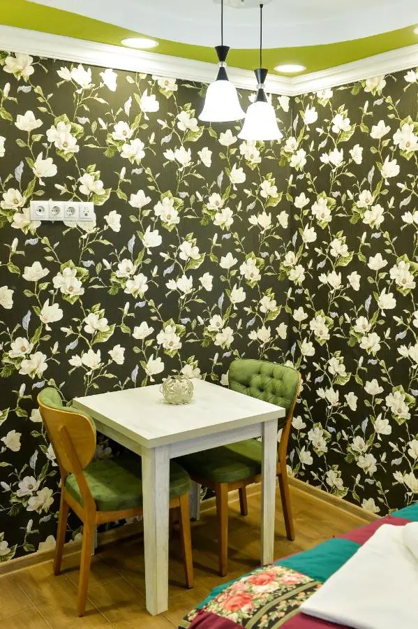 HOSTEL LOOK
