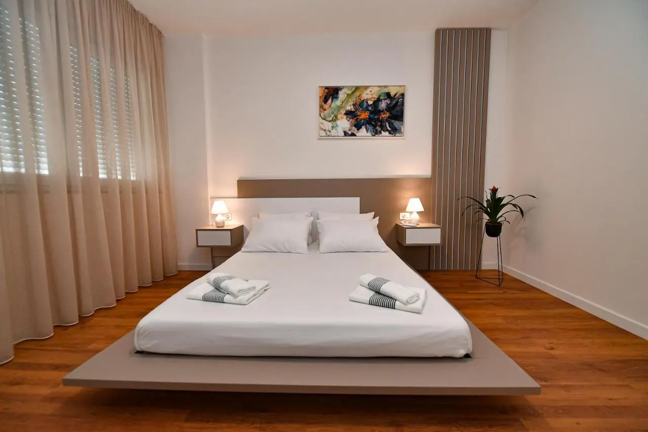 New Central Apartment