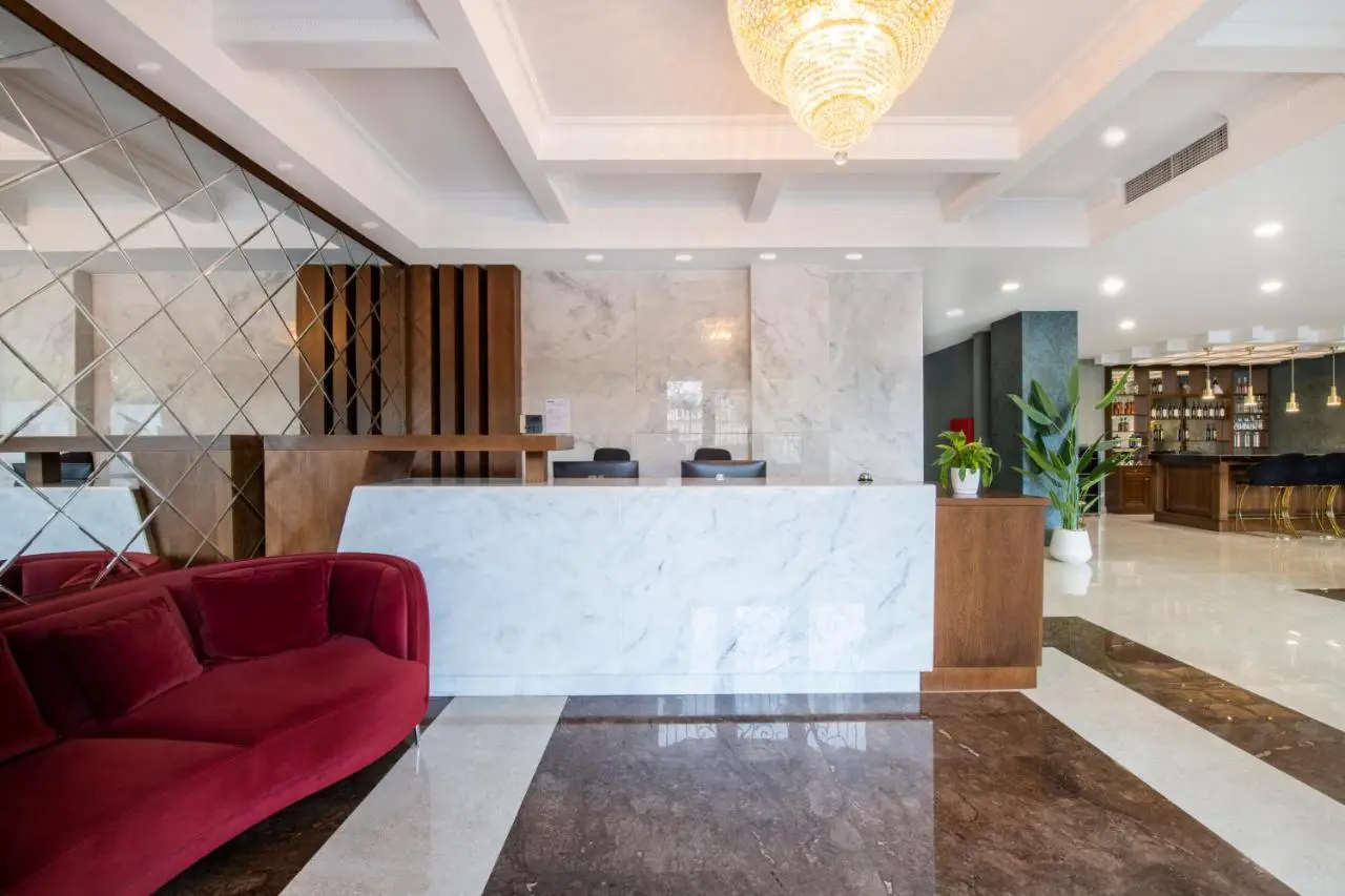 Highgarden Hotel