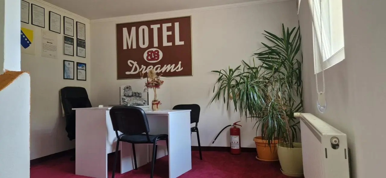 Motel Dreams