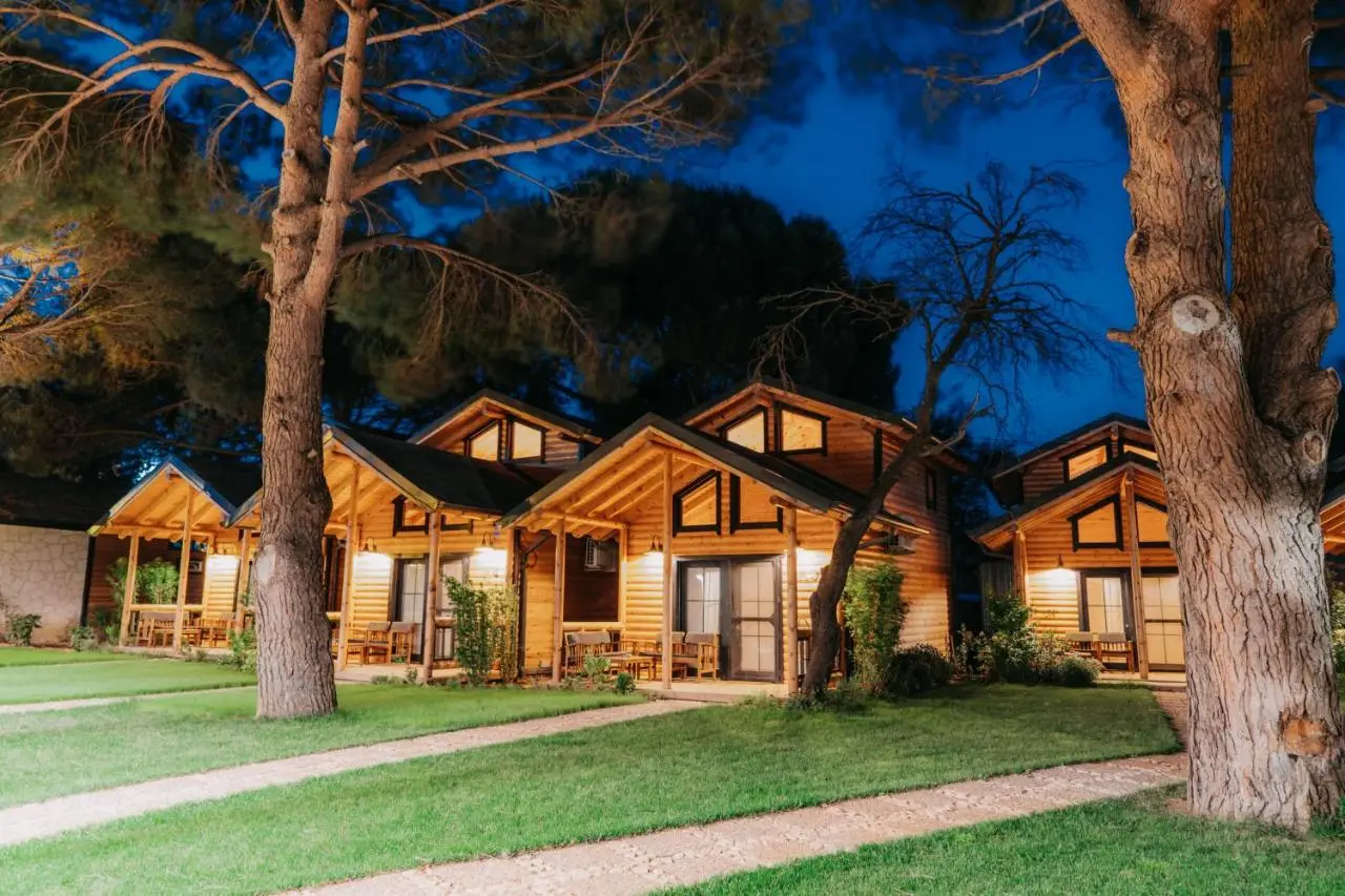 Pino Mar Luxury Bungalows