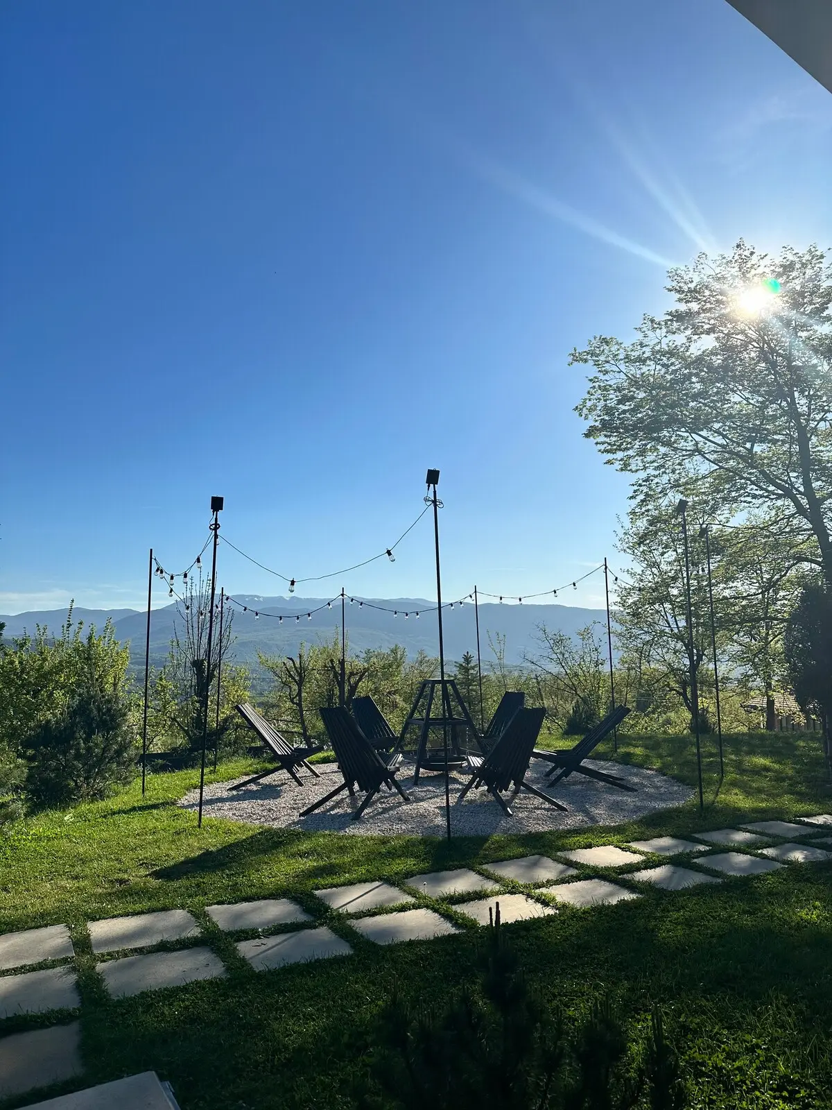 5 min from Sarajevo, Loon Moon Mountain Chalet