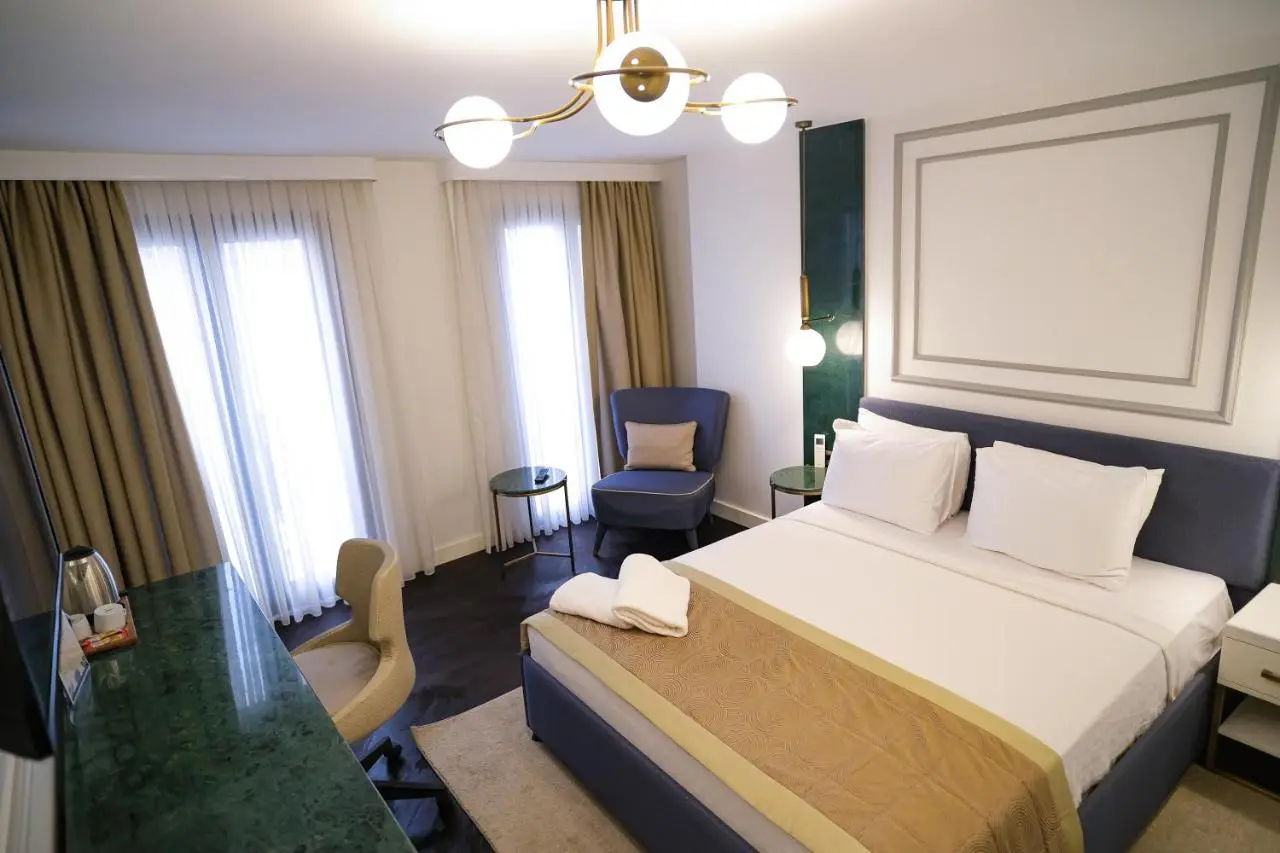 Pera Rasso Hotel