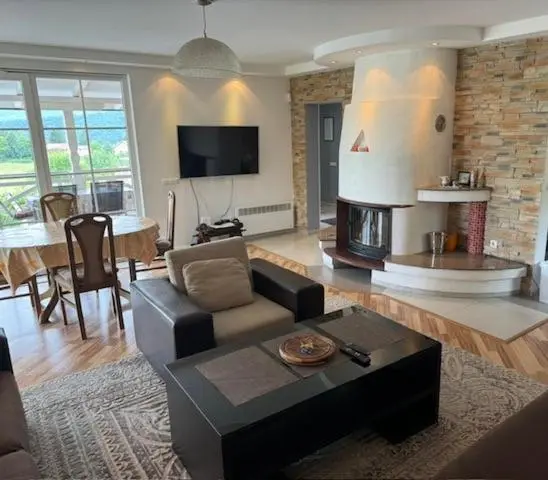 Villa Elma