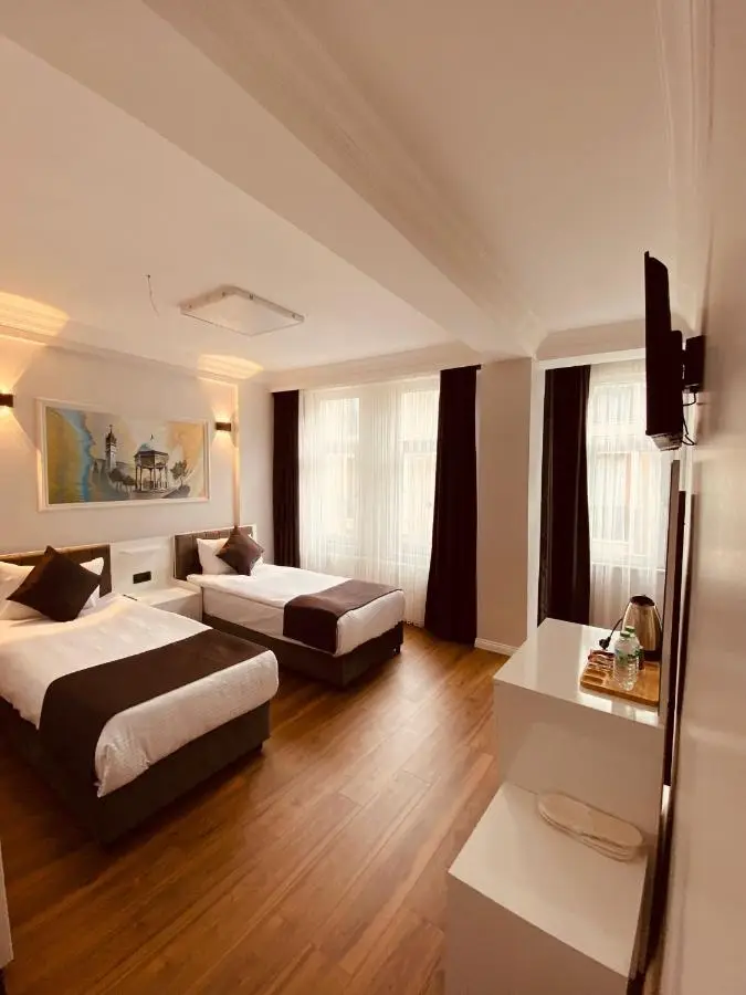 Hodegon Suite Hotel