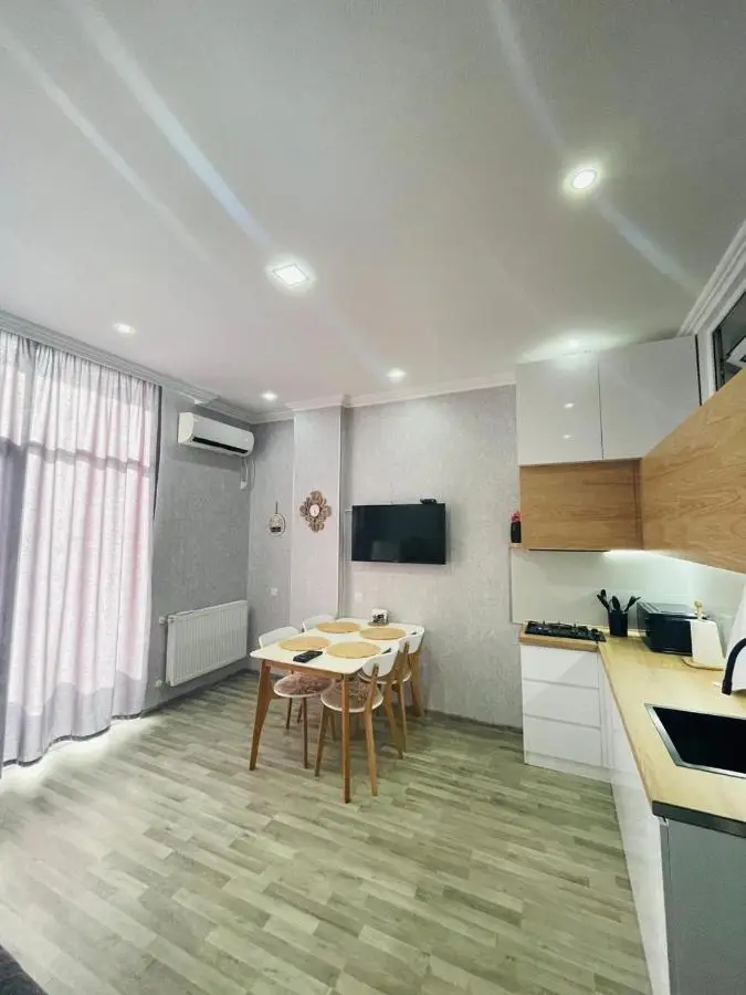 Kate's new cozy apartment