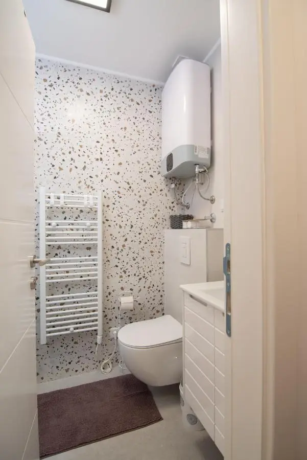 Cute 1BDR in City Center