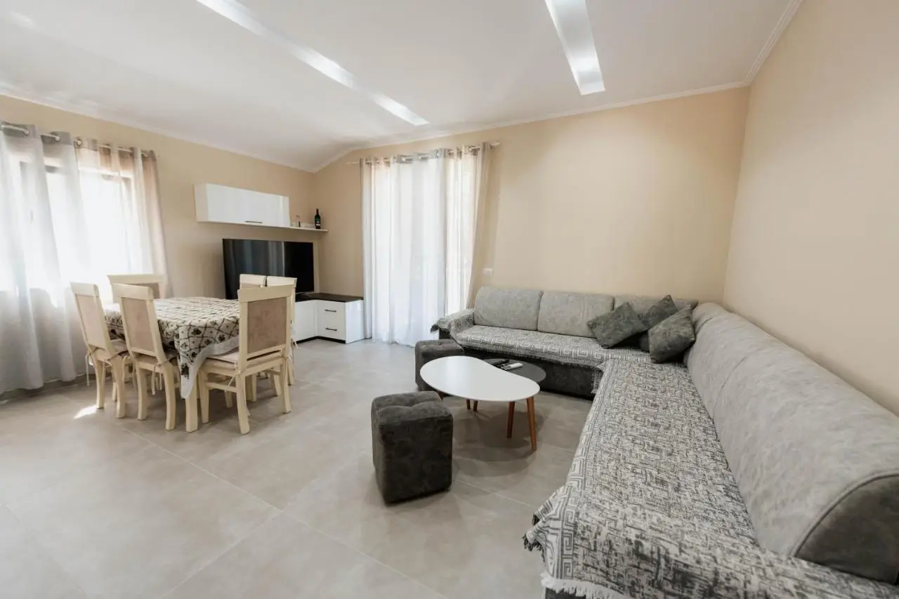 koman_lakeview_apartments