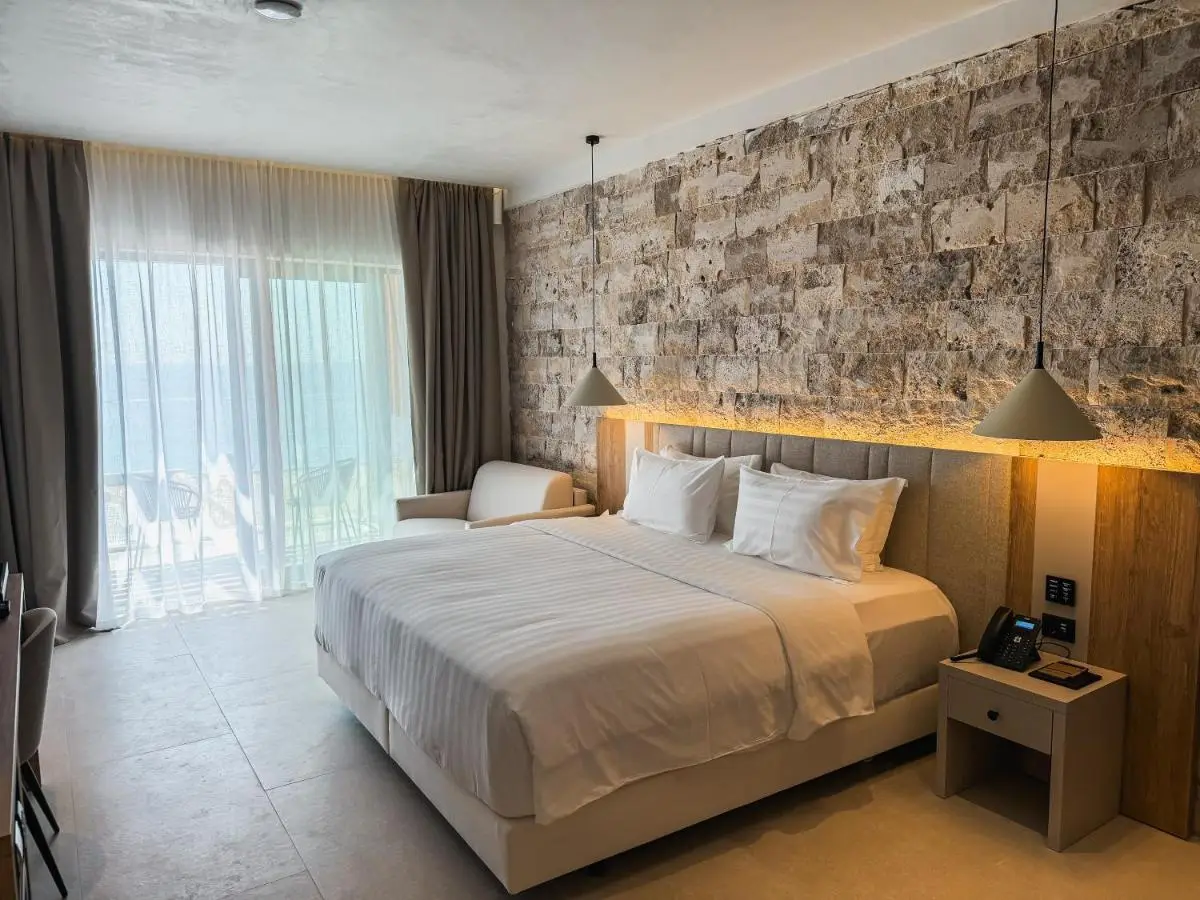 Drymades Inn Resort