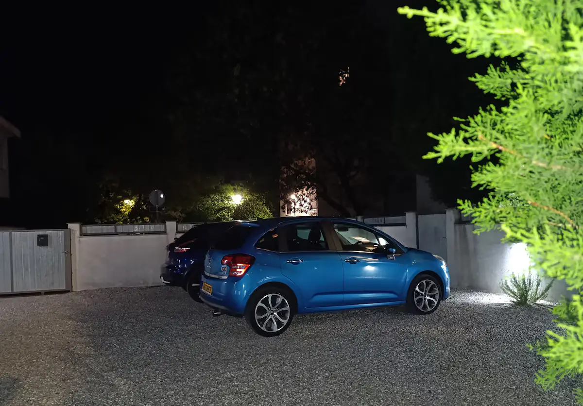 Maida's Place 2 (free secure gated parking)