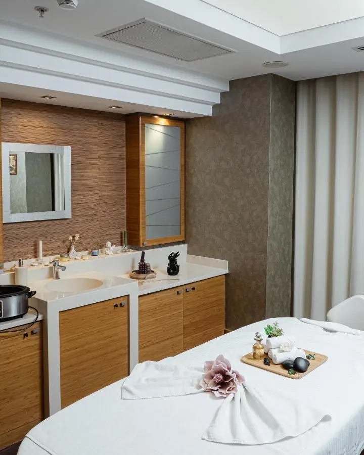 FLY INN BAKU