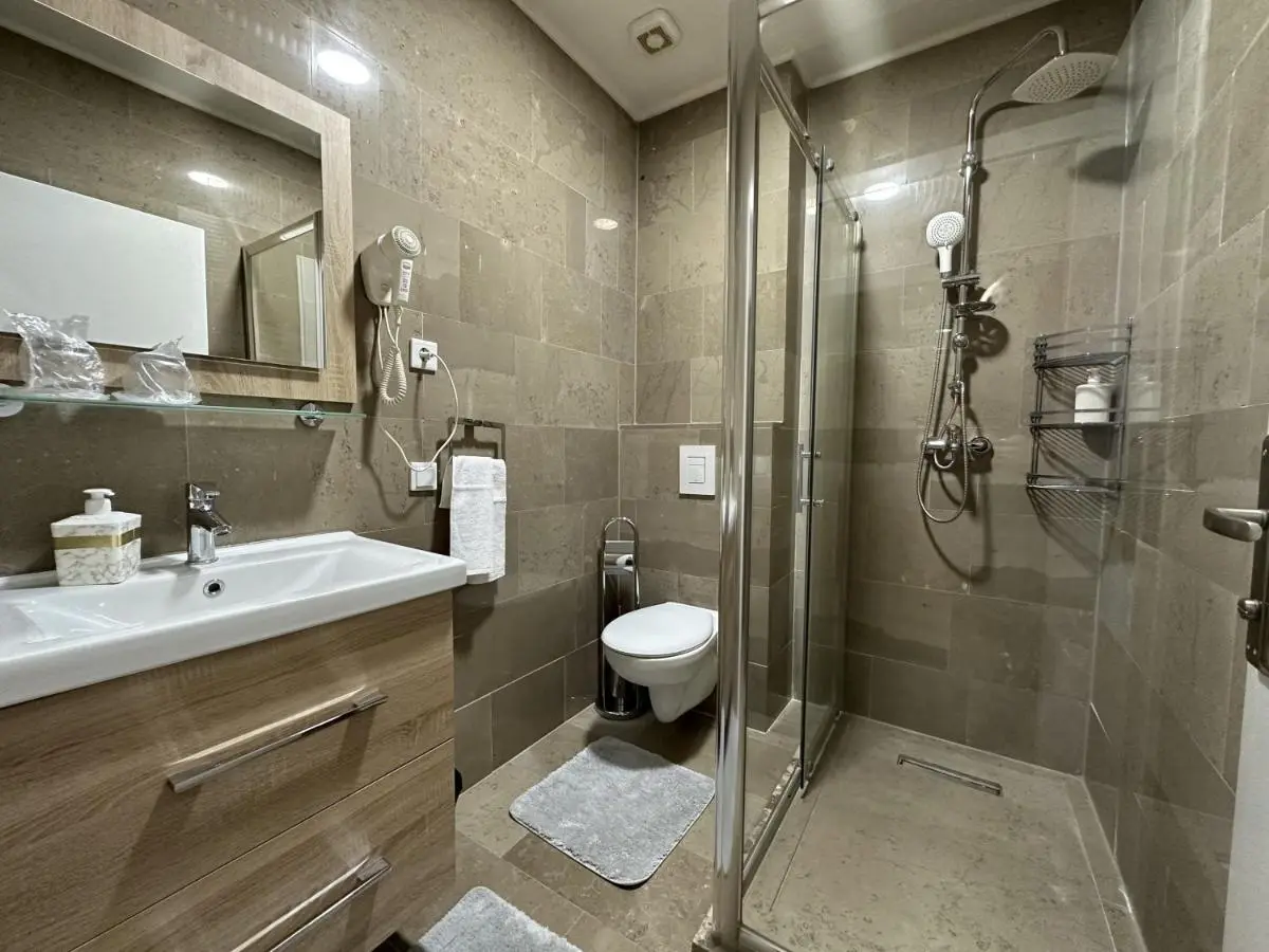 Royal City Apartments