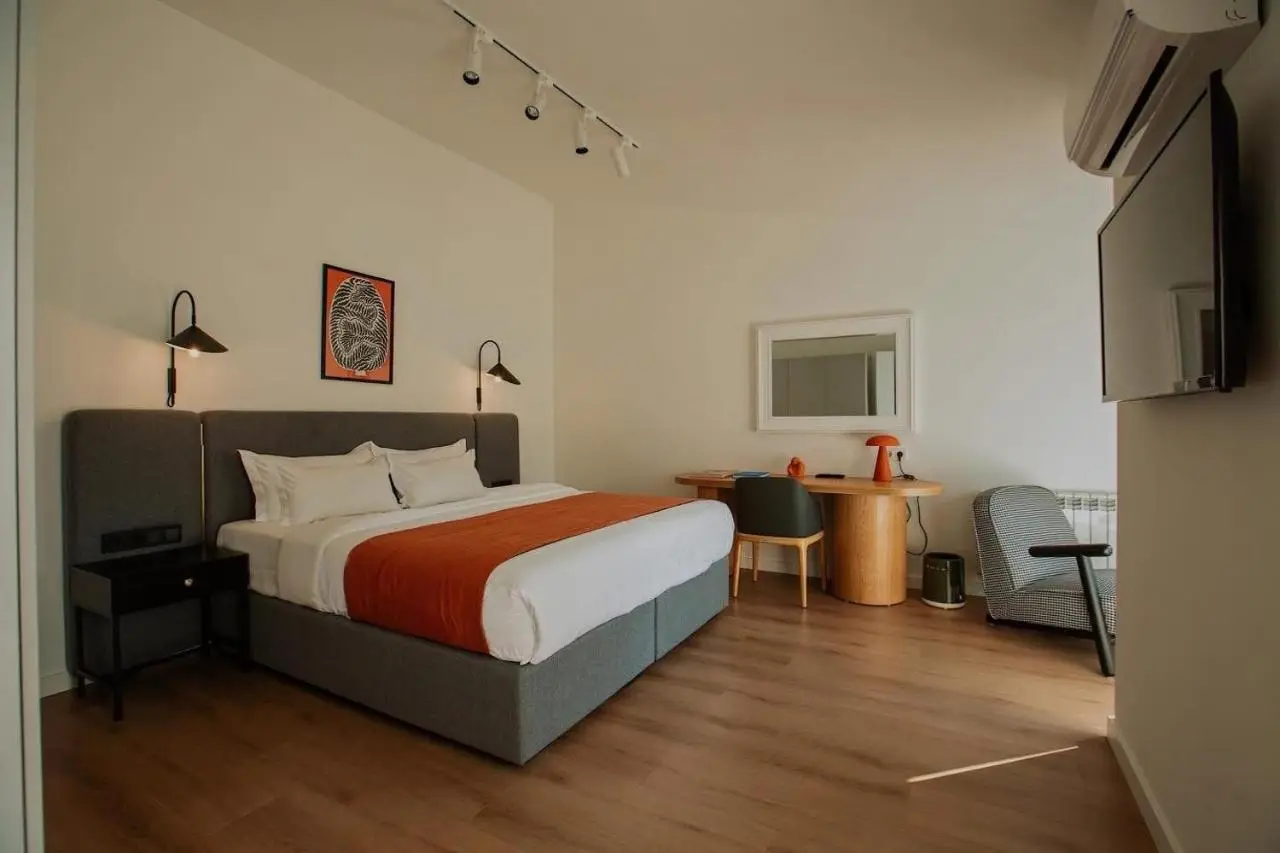 Artifact Apart Hotel