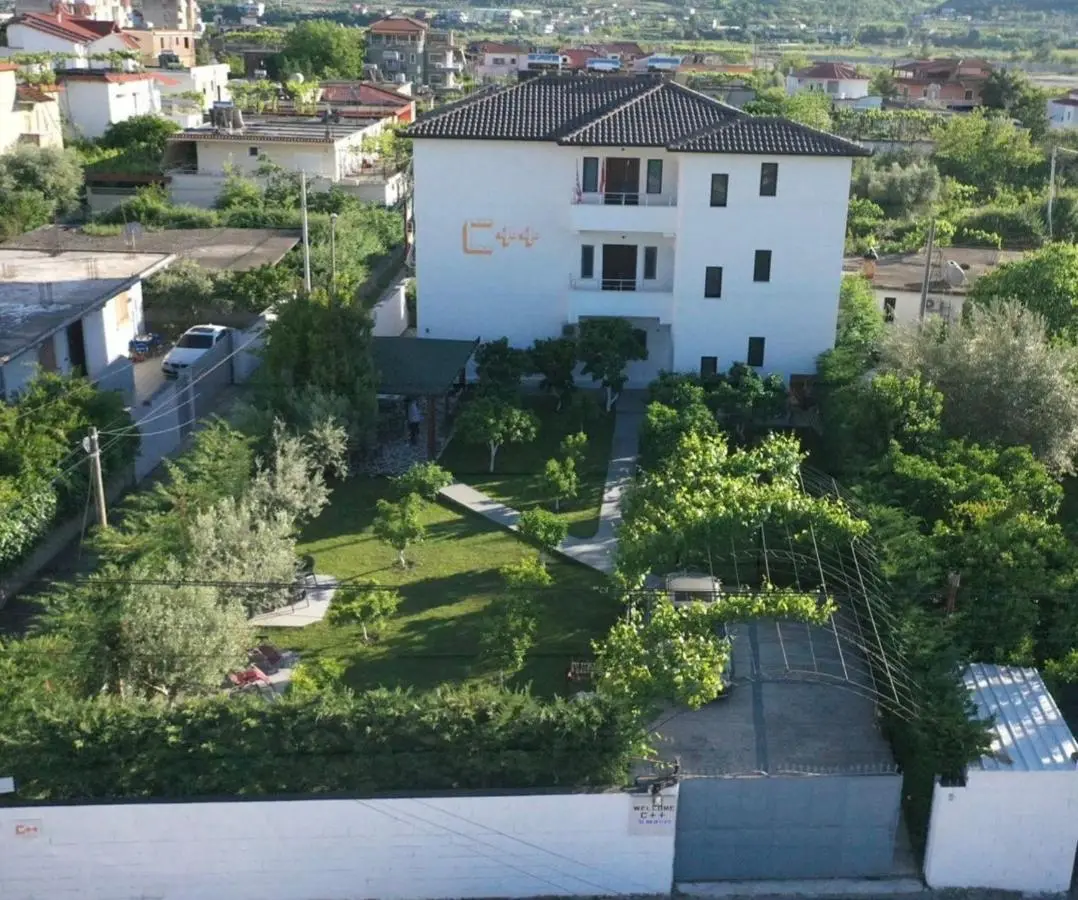 Hotel Vila C plus plus