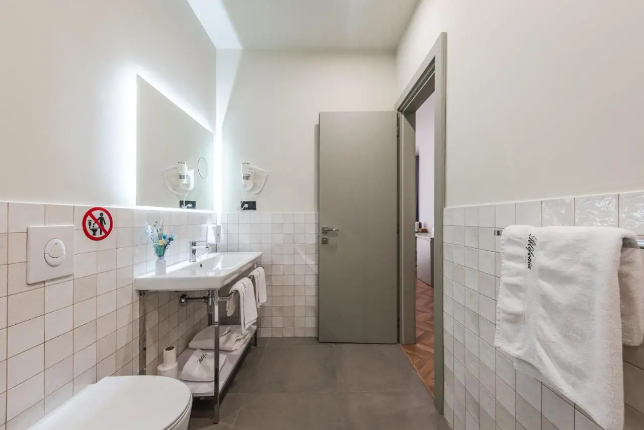 Polifonia City Loft - Hotel rooms Vlorë, Albania