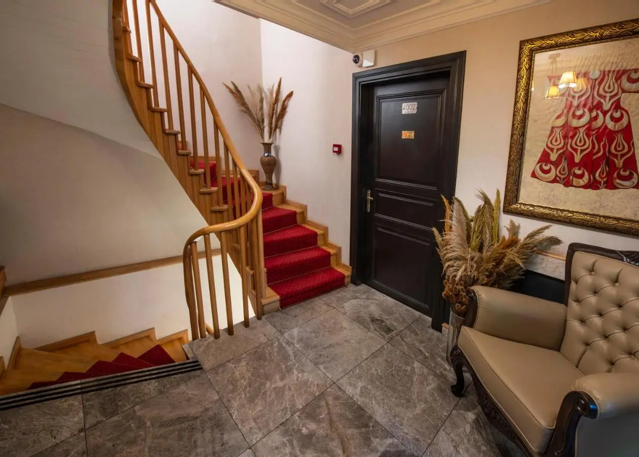 Mezzo Hotel