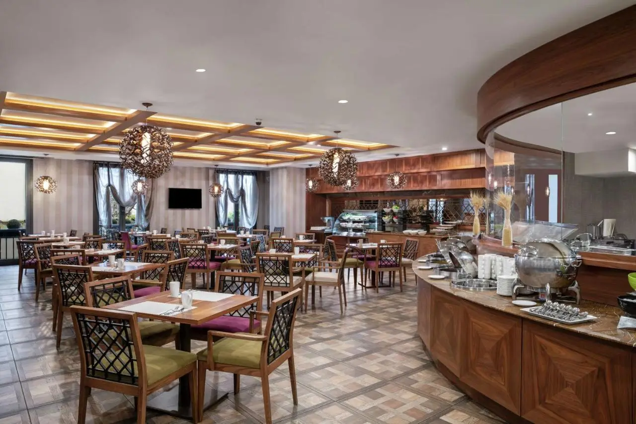 DoubleTree by Hilton Istanbul Gayrettepe