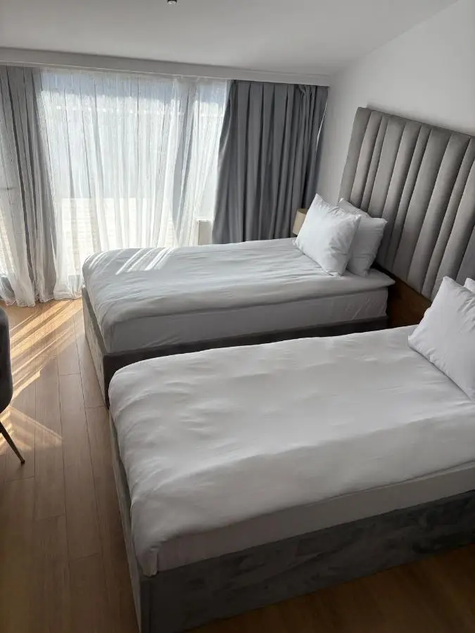 Business Life Hotel Güneşli