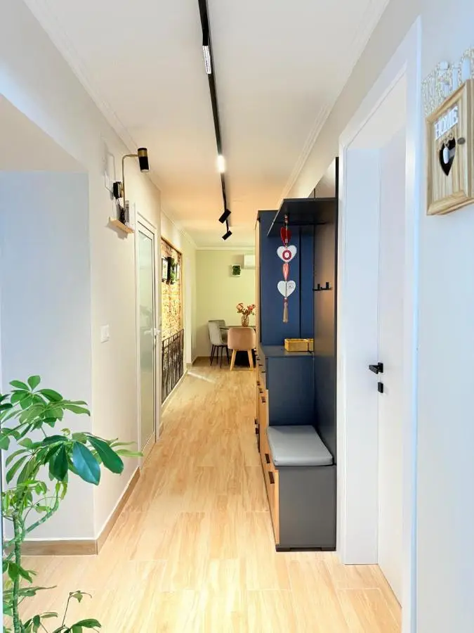Elia Apartment