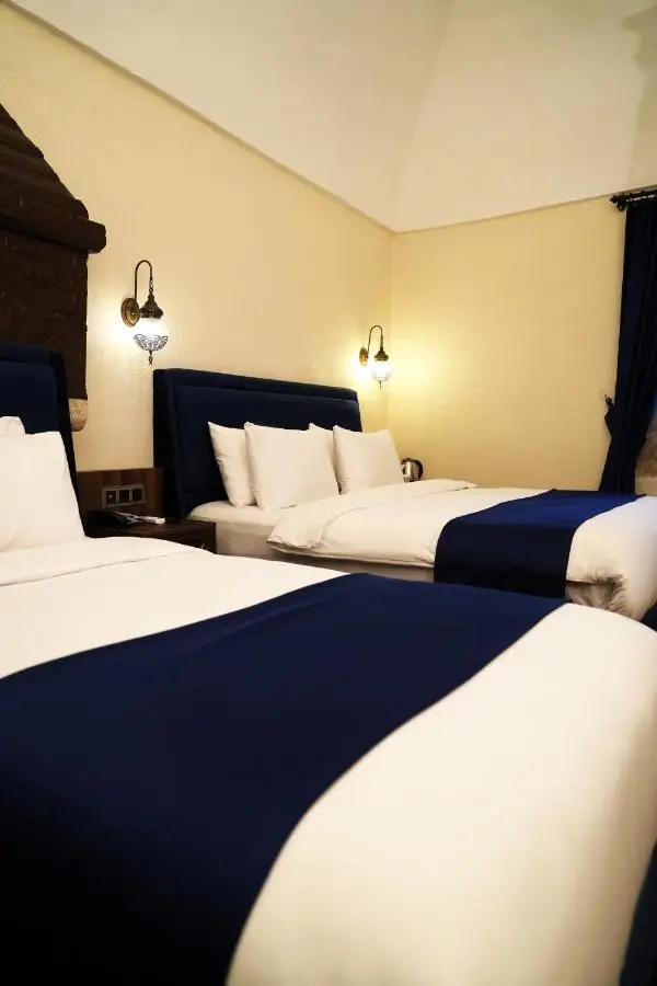 Rüstempaşa Kervansaray Hotel with Free Parking