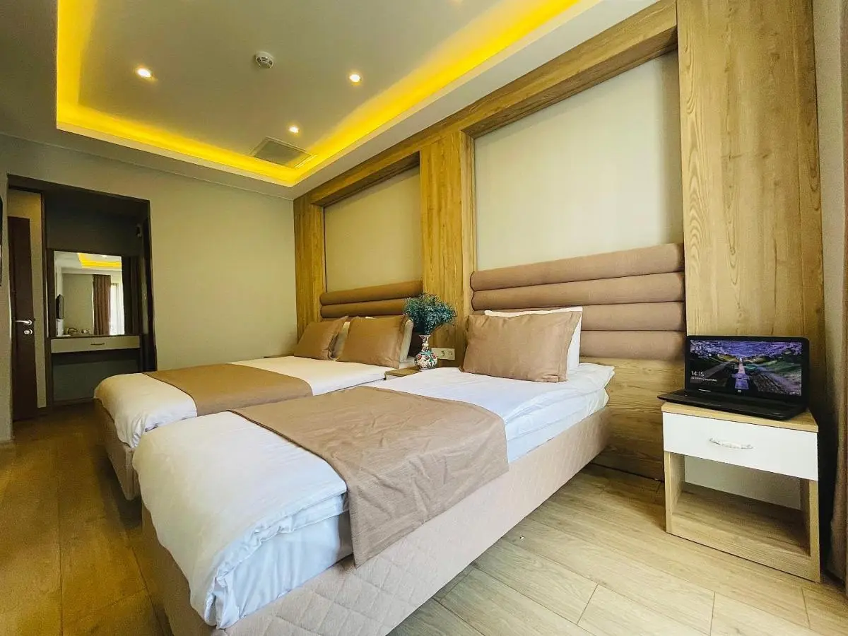 Zem Hotel